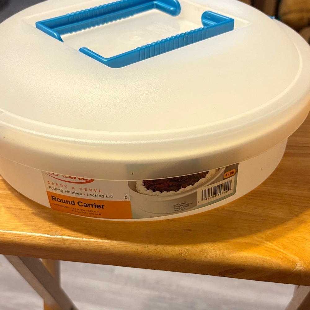 Round Cake Carrier with Blue Handle and Locking Lid - White